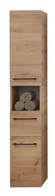 Hoge houten kast met drie lades en een open vak, gevuld met handdoeken, gezien van voren.