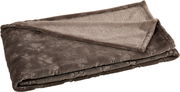 Gefaltete braune Wohndecke mit Pfotenmuster, von oben betrachtet.