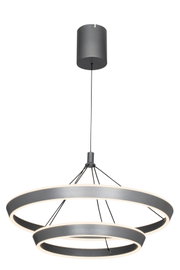 Moderne LED-Hängeleuchte mit zwei ringförmigen Leuchtelementen in Silber, seitliche Perspektive