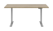 Moderner E-Schreibtisch mit Holzoberfläche und grauem Metallgestell, Frontalansicht