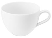 Weiße Milchkaffeetasse Beat 0,35l aus seitlicher Perspektive