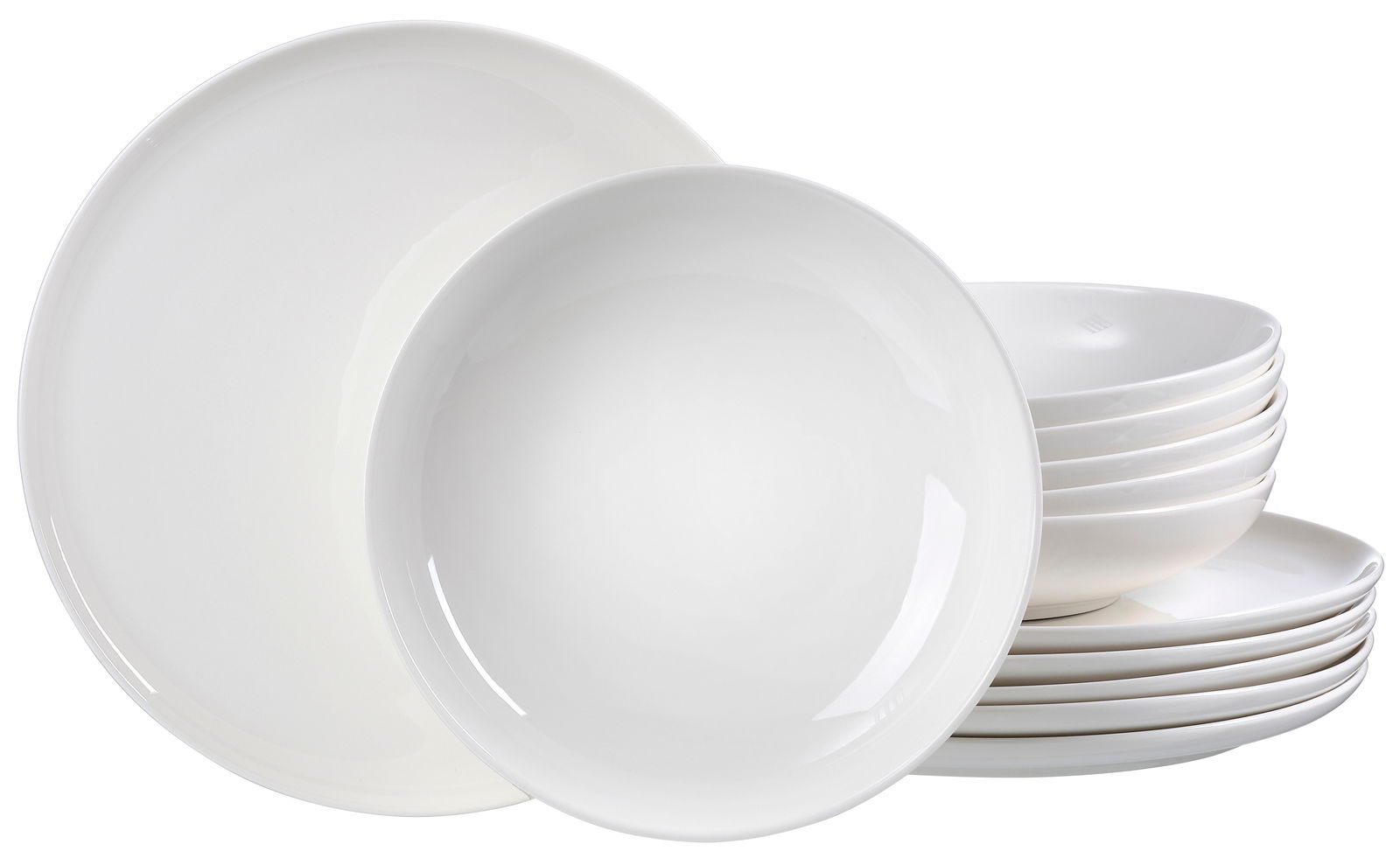Ein 12-teiliges Tafelset Skagen aus weißem Porzellan, bestehend aus flachen und tiefen Tellern, gestapelt in einer seitlichen Perspektive.