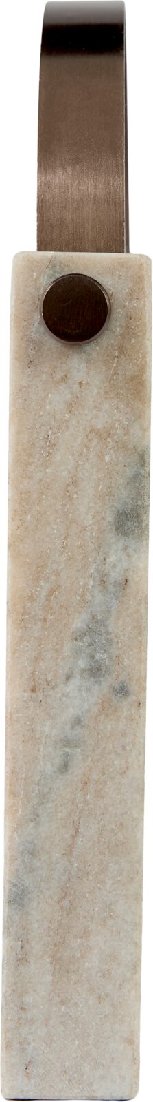 Längliches Wohnaccessoire aus hellem Naturstein mit dezenter Maserung, rundem dunkelbraunem Metallakzent und gebogener Metallschlaufe, frontal abgebildet