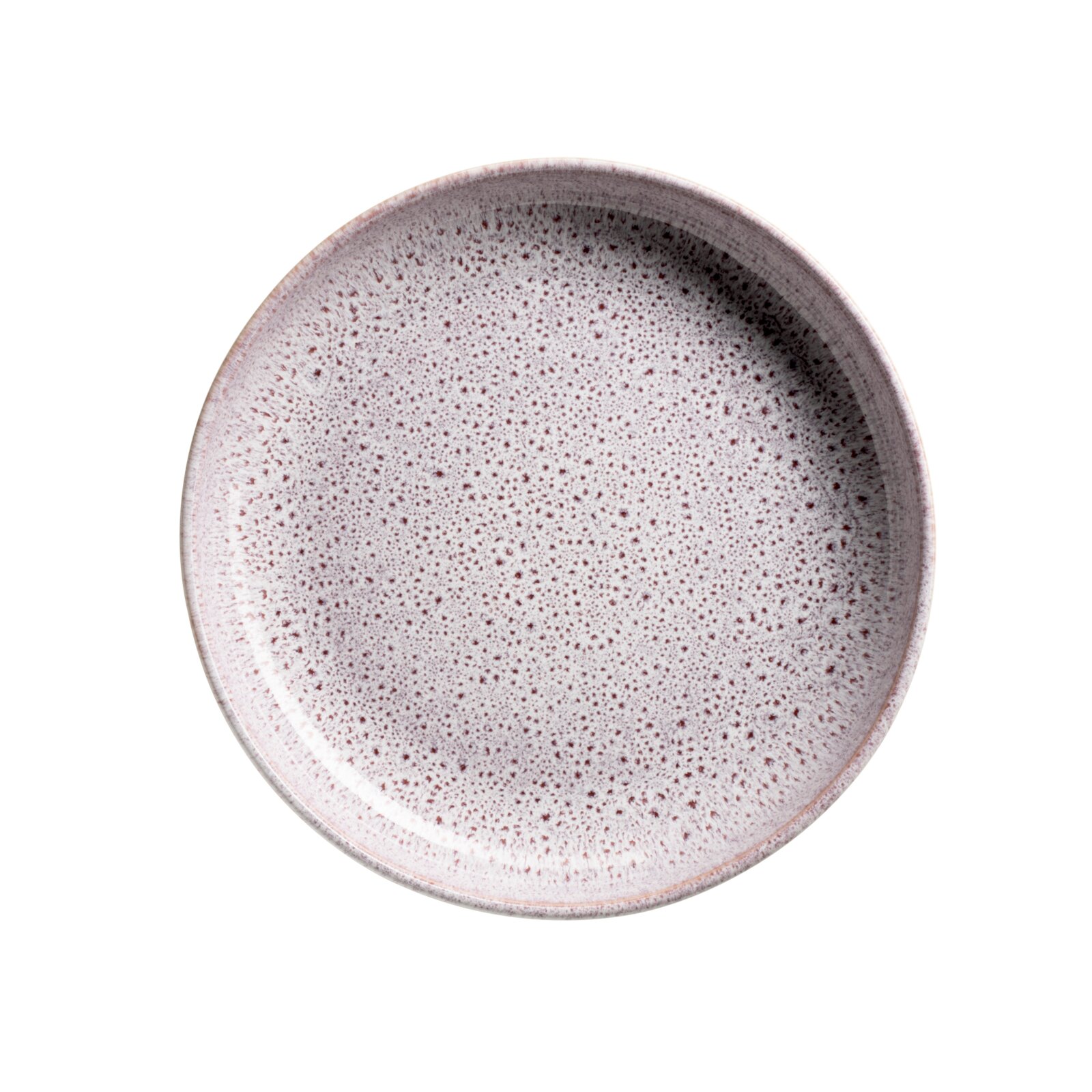 Runder, flacher Keramikteller in hellem Beige mit feiner braun-violetter Sprenkelglasur, freigestellt auf weißem Hintergrund, Draufsicht von oben.