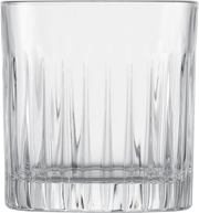 Klares Whiskyglas mit vertikalem Rillenmuster, Frontalansicht