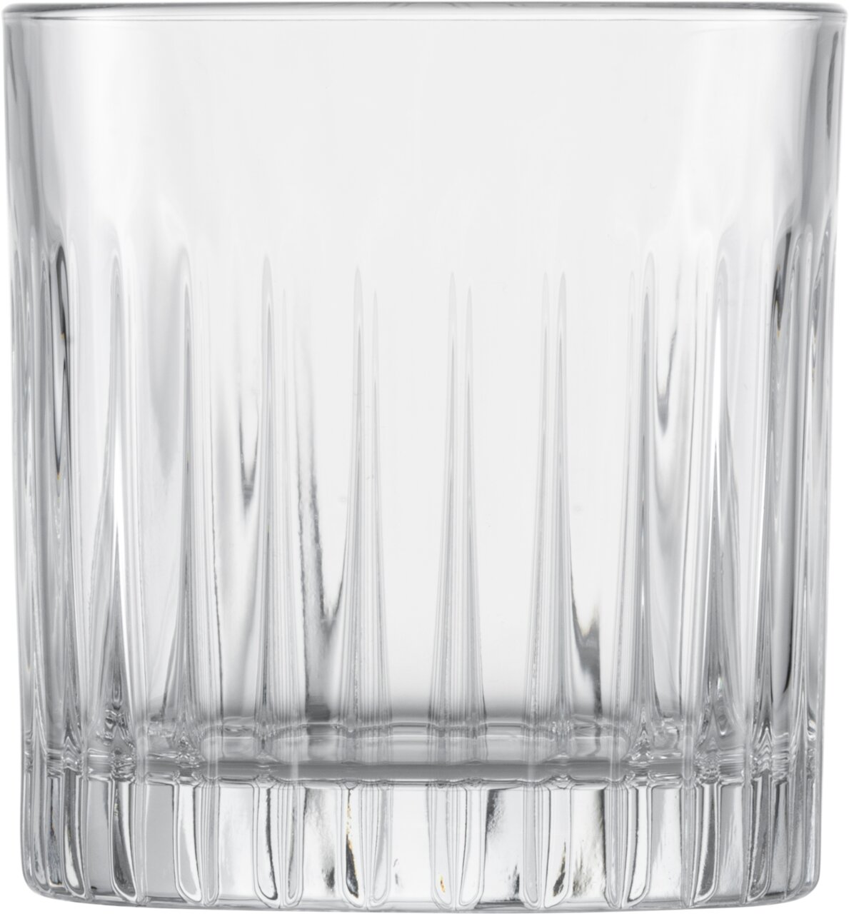 Klares Whiskyglas mit vertikalem Rillenmuster, Frontalansicht