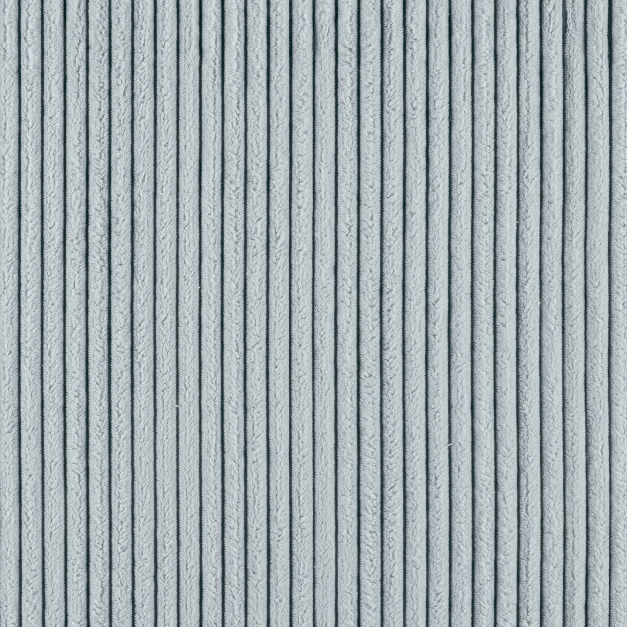 Nahaufnahme eines hellgrauen, gerippten Stoffes, der für ein Funktionssofa verwendet wird.