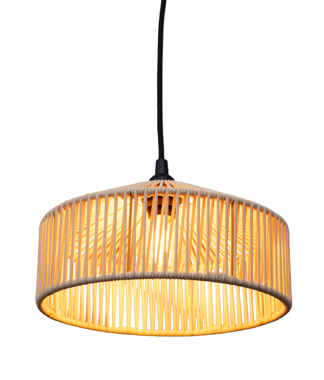 New Garden Outdoor-Hängeleuchte CALABARDINA Outdoor-Hängeleuchte CALABARDINA mit geflochtenem Schirm, seitliche Perspektive