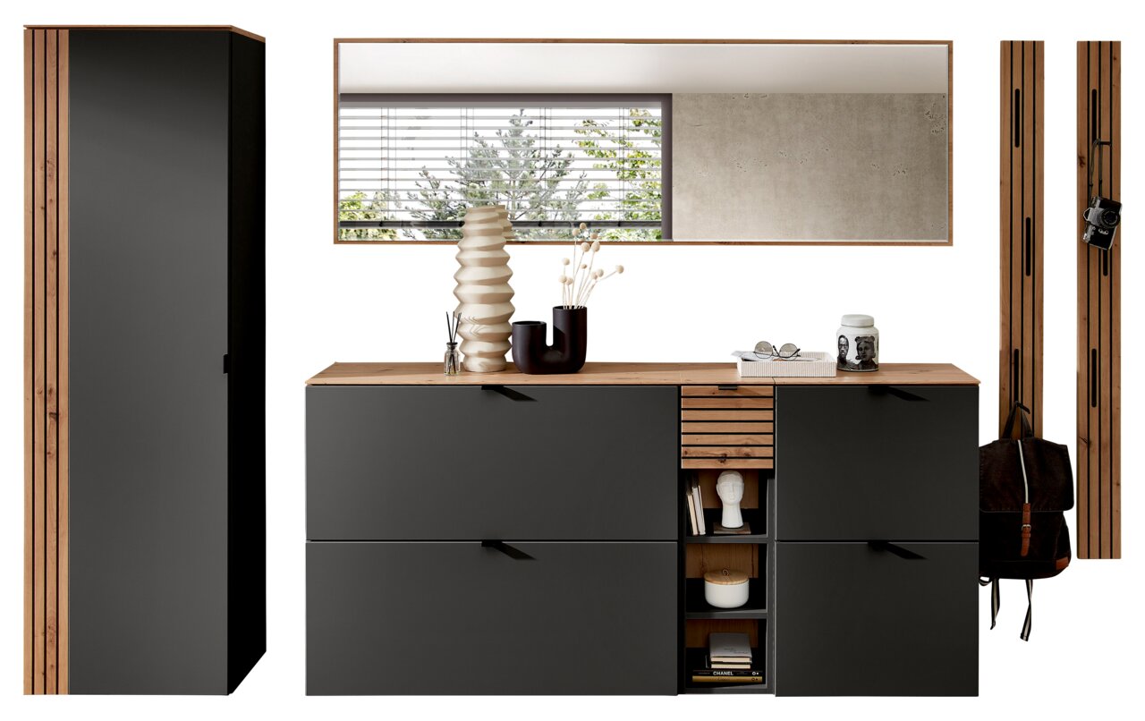 Voleo Garderoben-Set DIANA Garderoben-Set in Graphit mit Holzdetails, bestehend aus einem hohen Schrank, einer Kommode mit Dekoration und einem großen Spiegel. Frontale Perspektive.