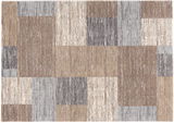 Frisé-Teppich in rechteckiger Form mit geometrischem Muster in Beige-, Grau- und Brauntönen, Draufsicht.