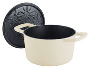 Runder weißer Bräter mit Deckel, seitliche Perspektive