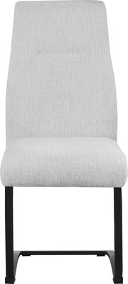 Beiger, gepolsterter Polsterstuhl mit hoher Rückenlehne und schwarzem Kufengestell, Frontansicht.