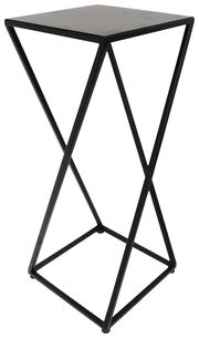 Moderner schwarzer Beistelltisch aus Metall mit geometrischem Design, seitliche Perspektive