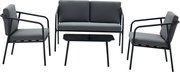 Gartenlounge-Set mit zwei Sesseln, einem Sofa und einem Tisch, frontal betrachtet.