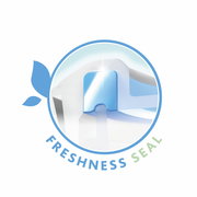 Nahaufnahme eines blauen Frischhaltedeckels mit Frische-Siegel, aus seitlicher Perspektive.