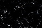 Schwarze Marmorplatte mit weißen Adern, Draufsicht