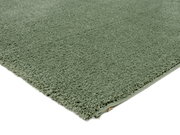 Grüner Teppich Soft Dream, Nahaufnahme aus der Ecke, ca. 240x290cm