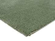 Grüner Teppich Soft Dream, Nahaufnahme aus der Ecke, ca. 240x290cm