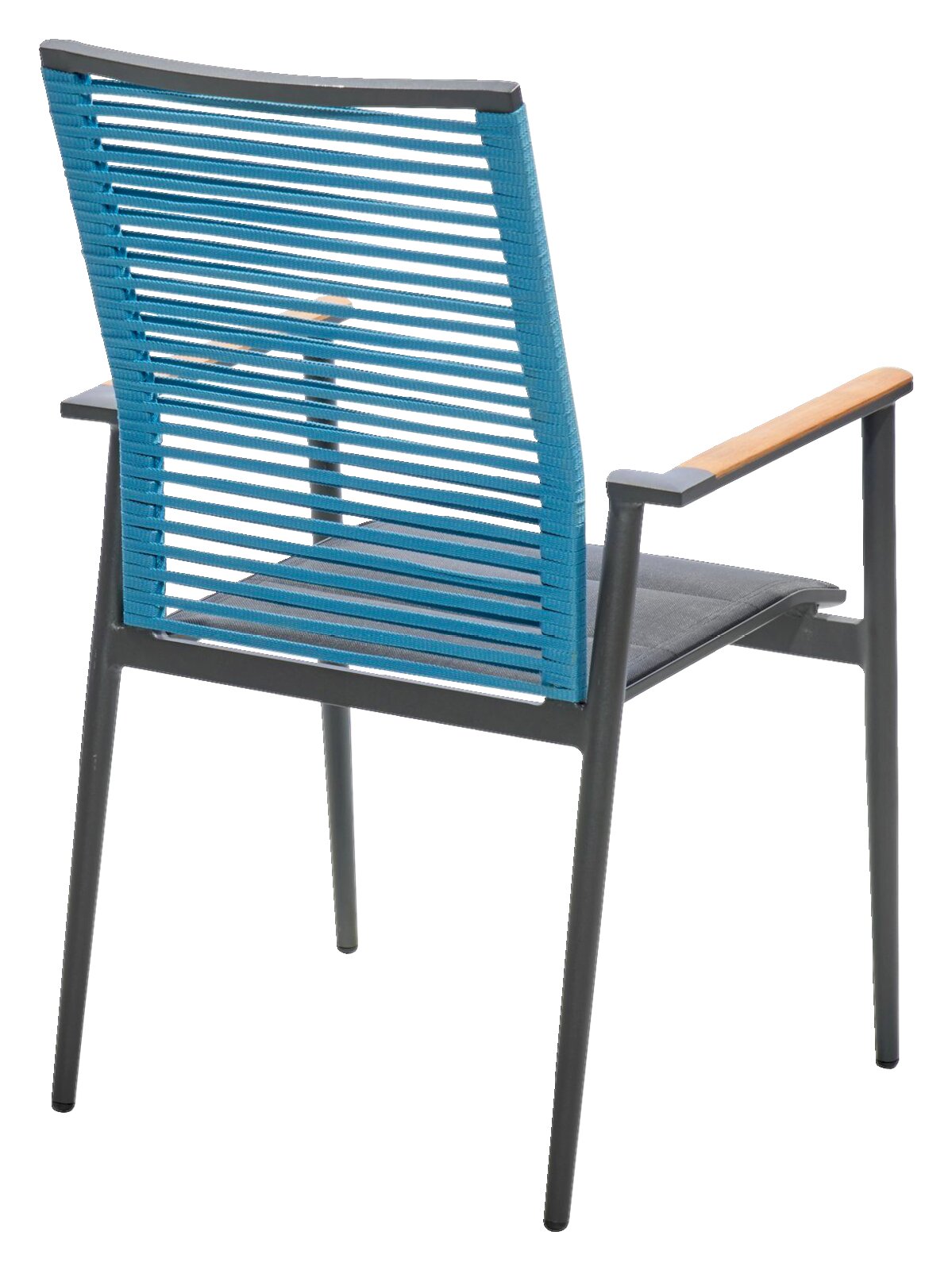 Moderne fauteuil met een blauwe, gevlochten rugleuning en houten armleuningen, achteraanzicht