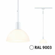 Weißes Schienenpendel Sarrasani von PAULMANN, seitliche Ansicht, mit halbkugelförmigem Lampenschirm und RAL 9003 Farbcode.