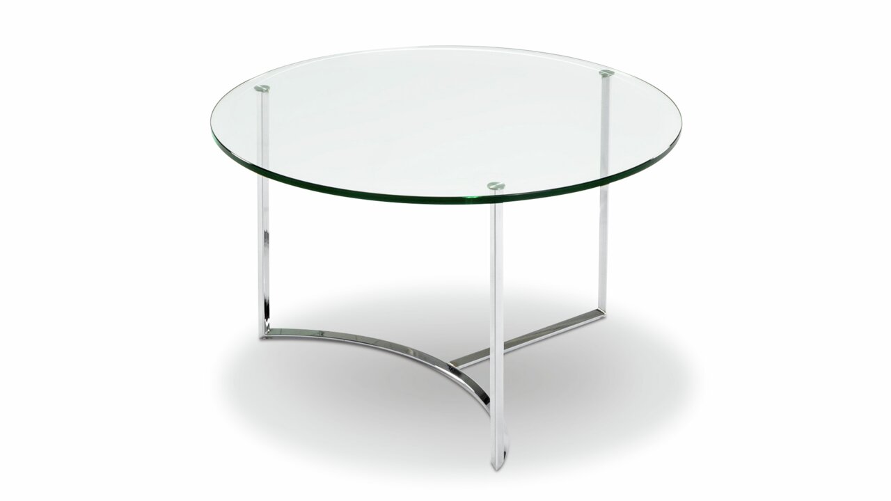 Runder Couchtisch mit Glasplatte und verchromtem Metallgestell, seitliche Perspektive