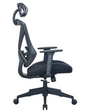 Moderner schwarzer Drehstuhl mit Kopfstütze, Seitenansicht