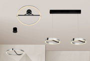 Moderne LED-Hängeleuchten und Deckenleuchte in kreisförmigem Design, von unten betrachtet.