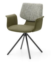 Moderner Sessel mit olivgrünem Sitz und Armlehnen, gemustertem Rückenkissen und schwarzem Metallgestell, seitliche Perspektive