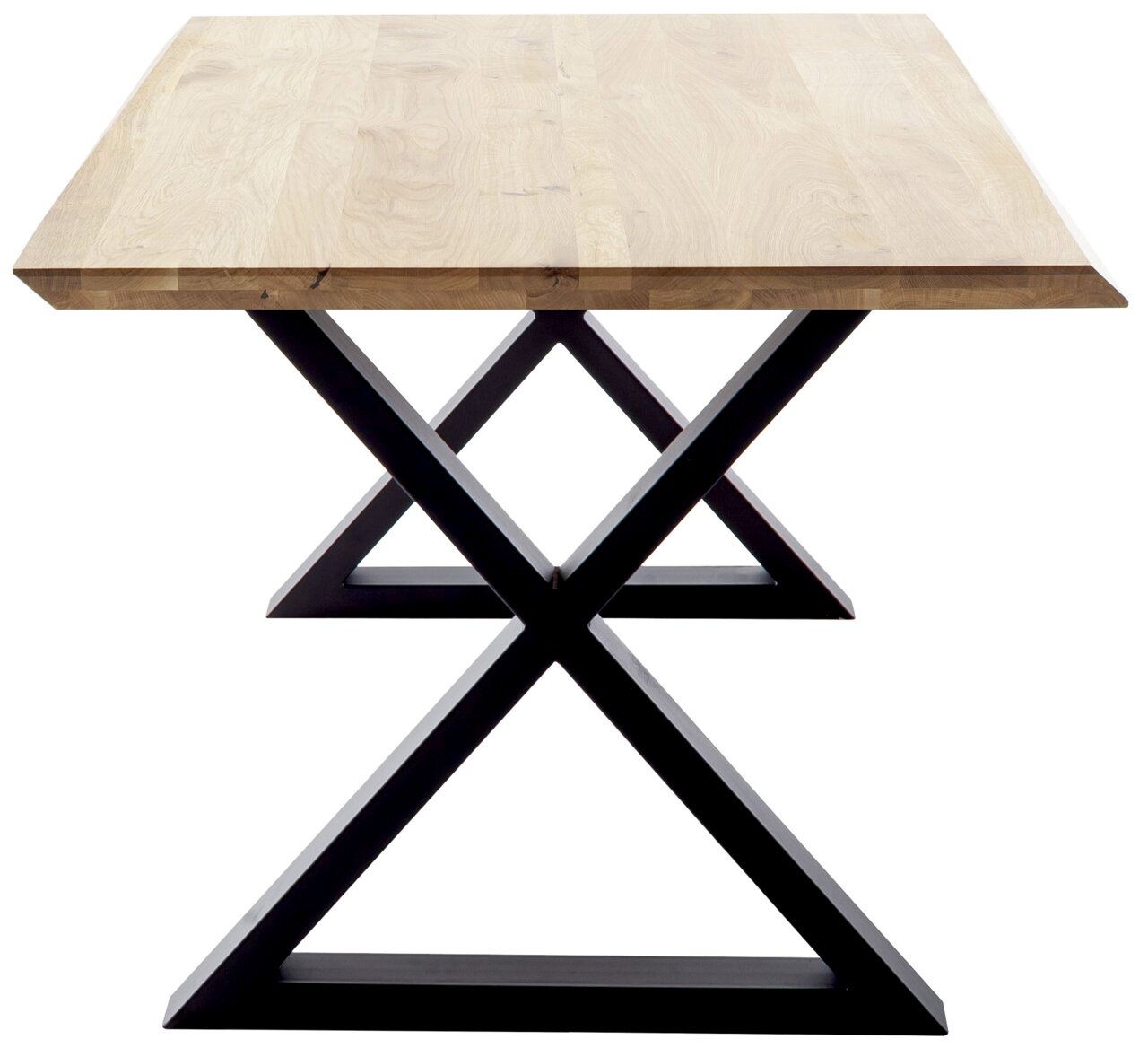 Moderner Esstisch mit Holzplatte und schwarzem Metallgestell in X-Form, seitliche Perspektive