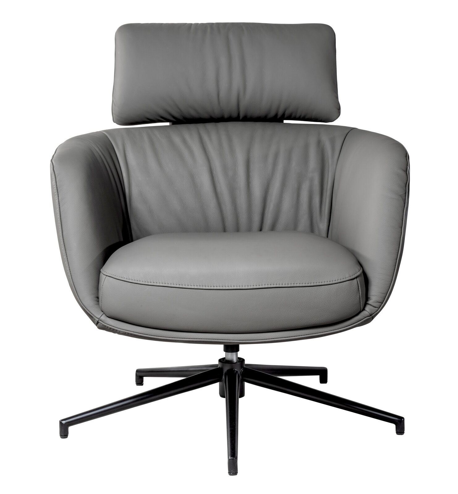 Grijze, gestoffeerde draaifauteuil met armleuningen en hoofdsteun op een zwart vijfpootonderstel, vooraanzicht