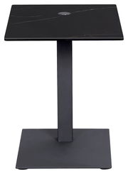 Moderner schwarzer Beistelltisch mit quadratischer Tischplatte und stabilem Standfuß, Frontalansicht.