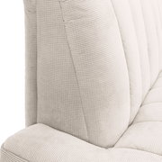 Nahaufnahme der 2er-Sitzbank Novel Sitzbank LAILA in cremefarbenem Stoff mit gestepptem Design, seitliche Perspektive