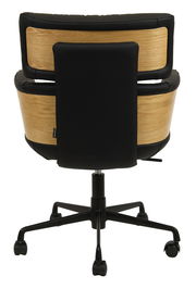 Rückansicht eines Drehstuhls mit schwarzem Leder und Holzverkleidung, auf Rollen.