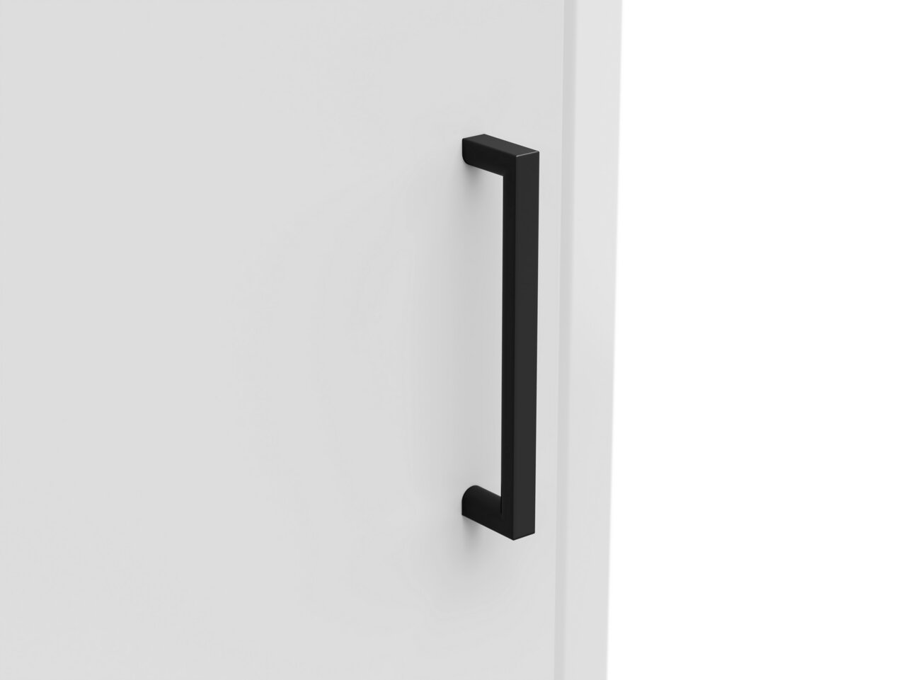 Nahaufnahme eines schwarzen, modernen Türgriffs an einer weißen Oberfläche, seitliche Perspektive.