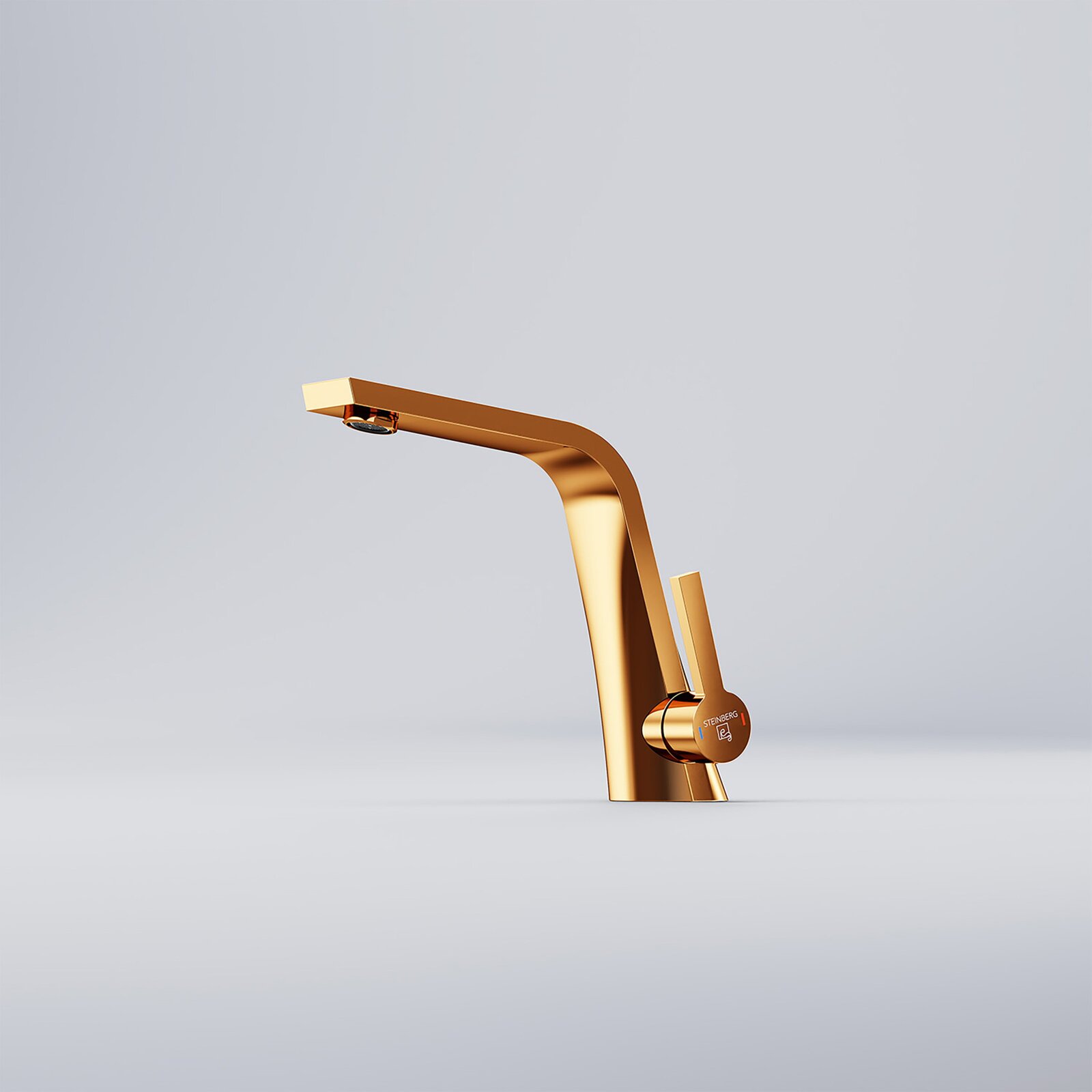 Goldener Waschtisch-Einhebelmischer in seitlicher Perspektive