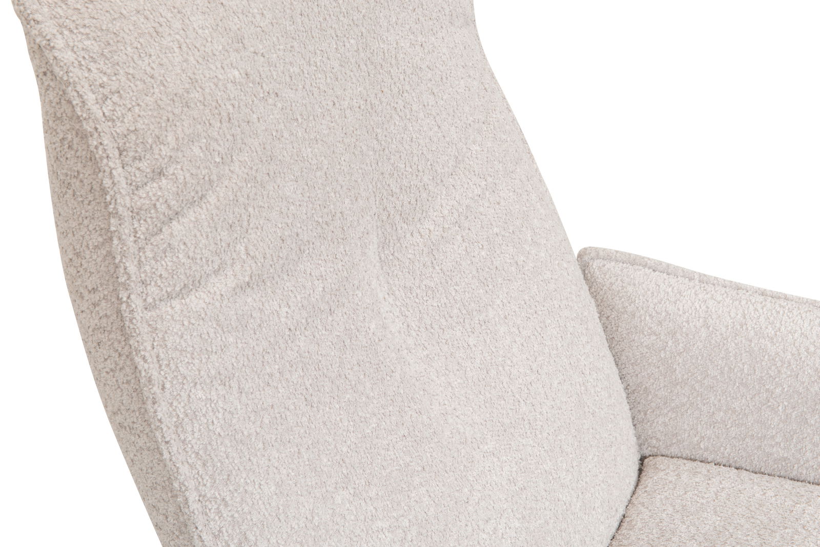 Nahaufnahme eines hellen Relaxsessels mit weicher, texturierter Oberfläche, seitliche Perspektive