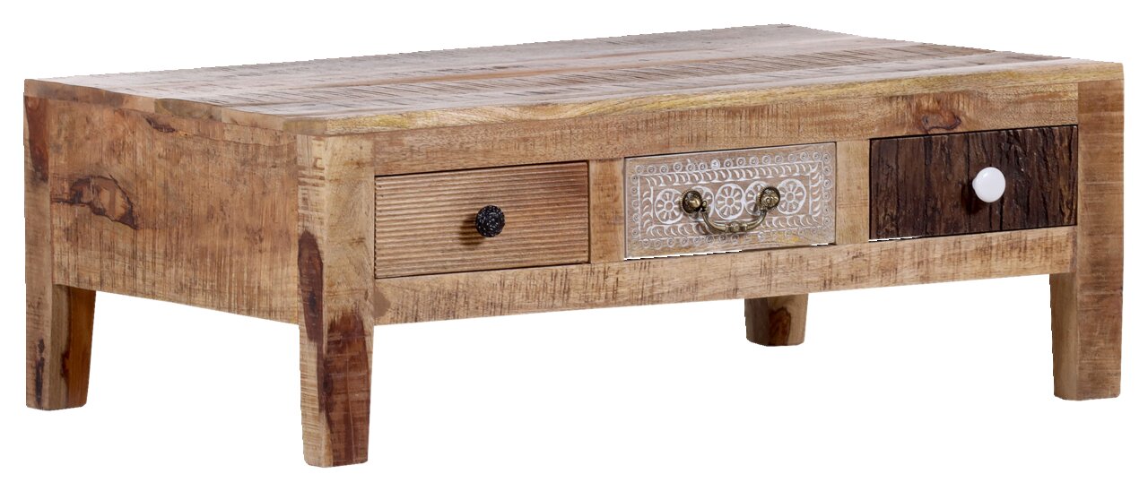 Rustikaler Couchtisch aus Holz mit drei Schubladen in verschiedenen Designs, seitliche Perspektive