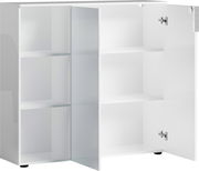 Weißer, niedriger Aktenschrank mit Regal, teilweise geöffnete Türen, seitliche Perspektive