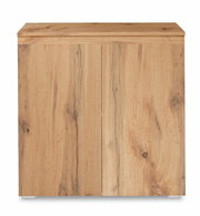 Kommode aus Holz in Frontansicht mit natürlicher Holzmaserung