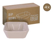 Weiße, gesprenkelte Dip-Schale in eckiger Form vor brauner Sango-Streat-Verpackung mit Aufdruck „DIP BOWL“, 4er-Set, in schräger Vorderansicht (leicht von oben)