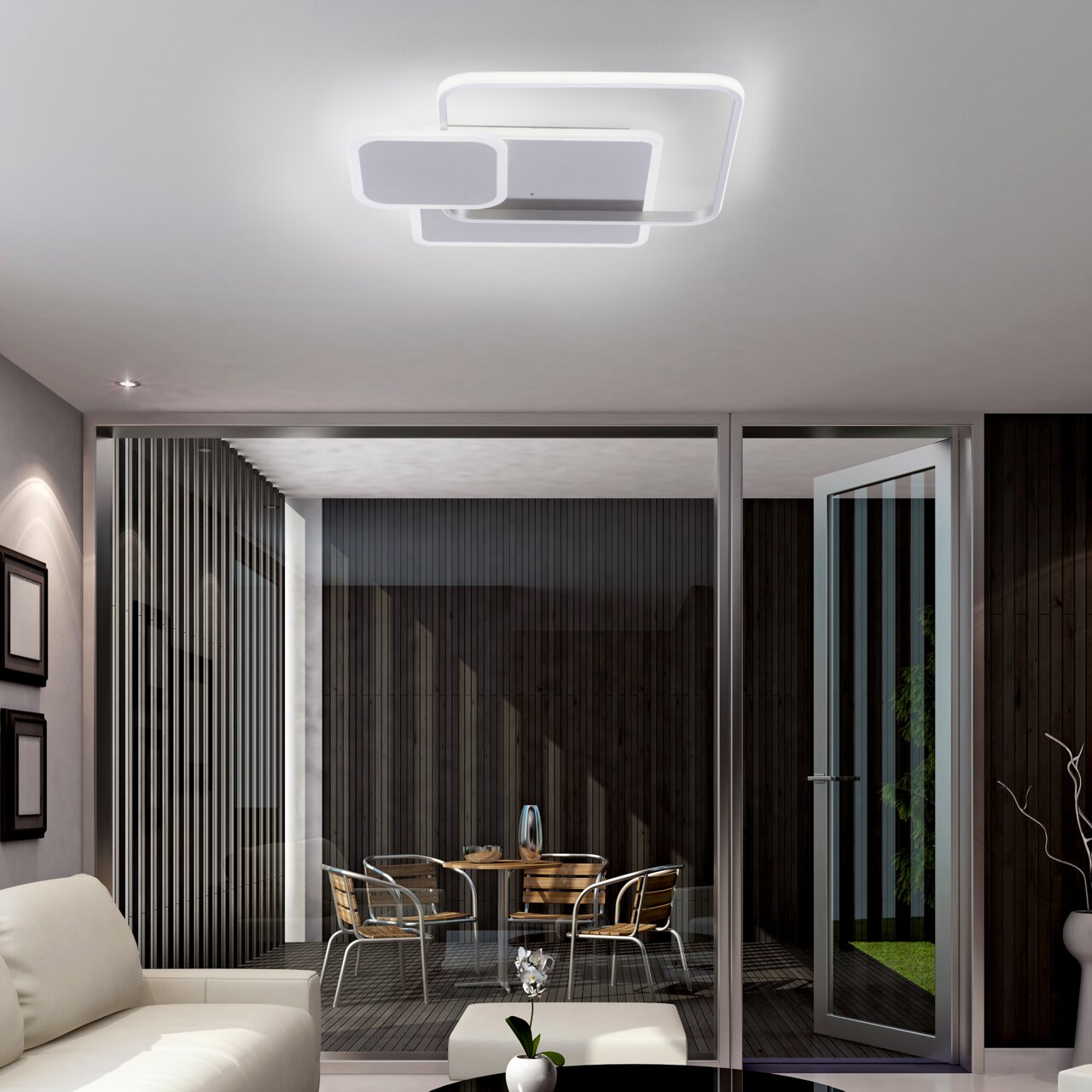 Moderne Deckenleuchte mit geometrischem Design, von unten betrachtet in einem stilvollen Wohnzimmer.