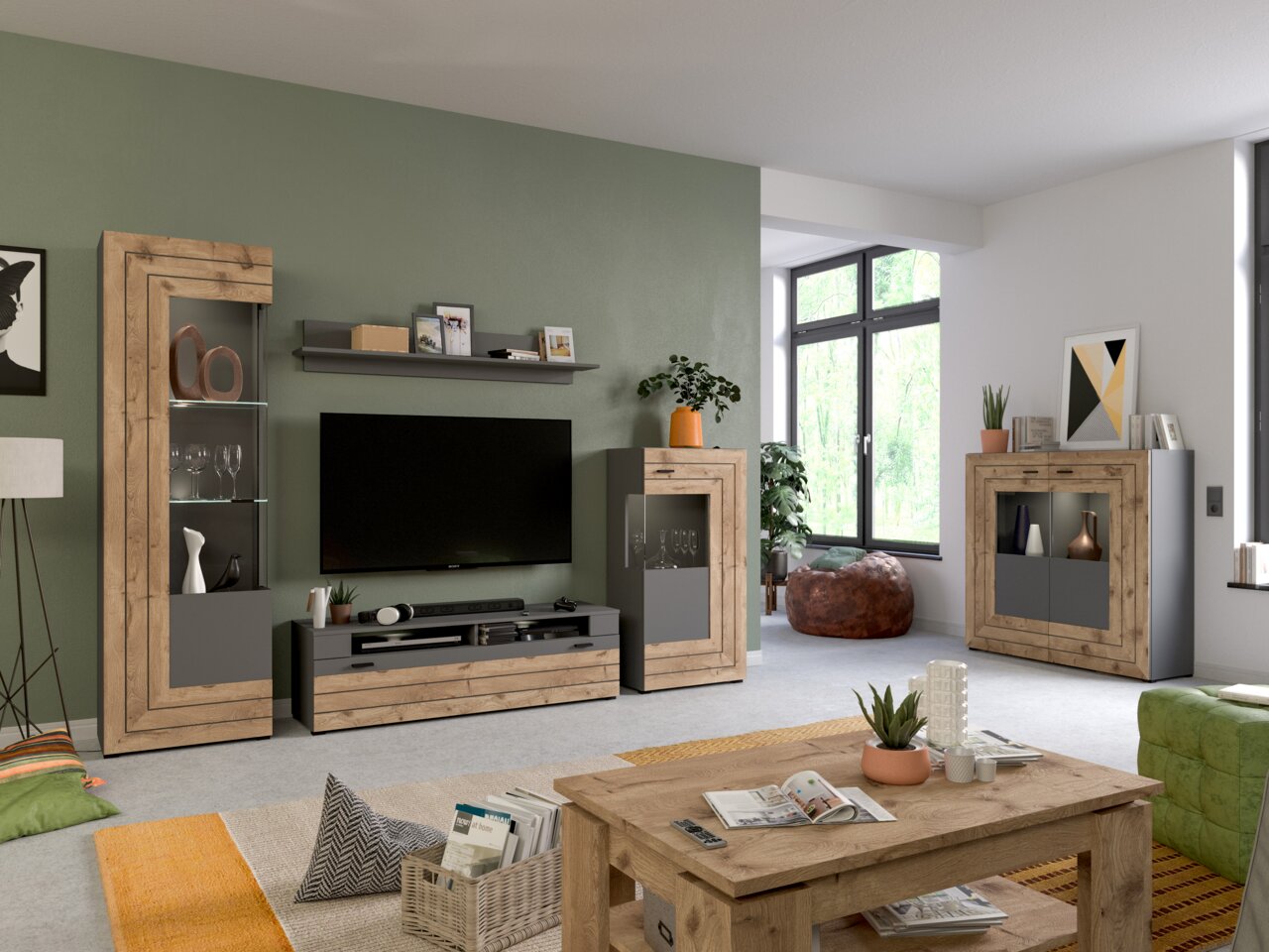 Modernes Wohnzimmer mit einem Highboard aus Holz und grauen Elementen, umgeben von stilvoller Dekoration und Pflanzen, seitliche Perspektive.