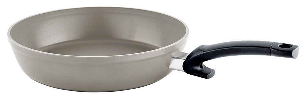 Fissler Pfanne 28cm CERATAL COMFORT Pfanne Ceratal Comfort 28cm in Seitenansicht mit ergonomischem Griff