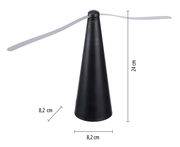 Schwarzer Fliegenwedler in Kegelform mit zwei rotierenden Flügeln, seitliche Perspektive, Maße 24 cm hoch und 8,2 cm im Durchmesser.