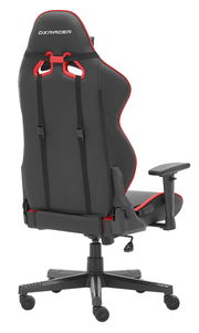 Rückansicht eines Gaming Stuhls DXRacer Gladiator mit schwarzem und rotem Design, verstellbaren Armlehnen und stabiler Basis auf Rollen.