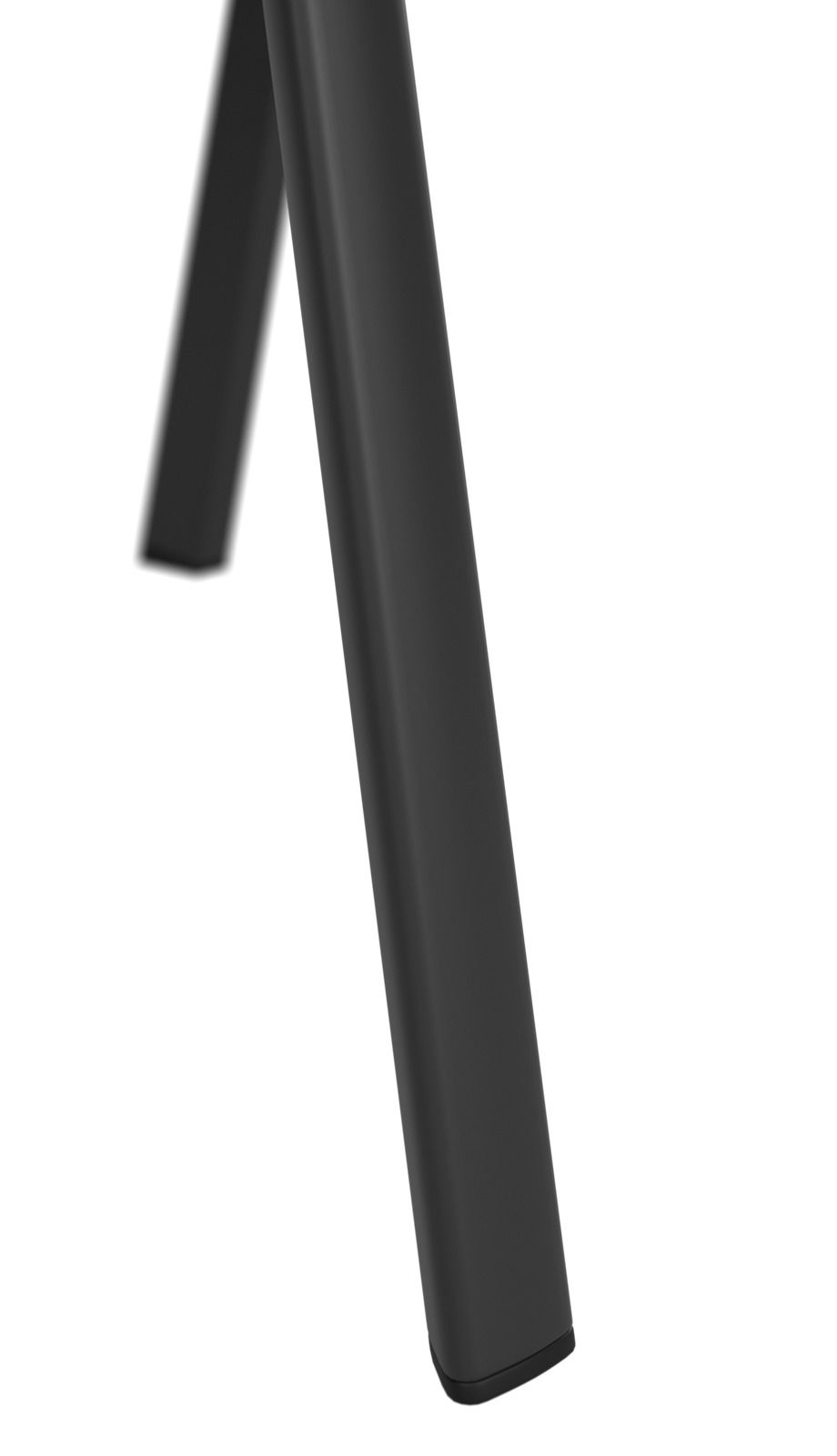 Nahaufnahme eines schwarzen Stuhlbeins aus Metall, seitliche Perspektive