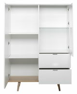 Weißes Highboard mit offenen Türen und Schubladen, Frontansicht