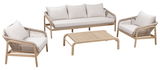 Loungegarnitur-Set aus hellem Holz mit beigen Kissen, bestehend aus einem Sofa, zwei Sesseln und einem niedrigen Tisch, aus der Vorderansicht fotografiert.