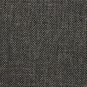 Nahaufnahme eines dunkelgrauen Stoffes mit grober Webstruktur, verwendet für ein Sitzkissen.