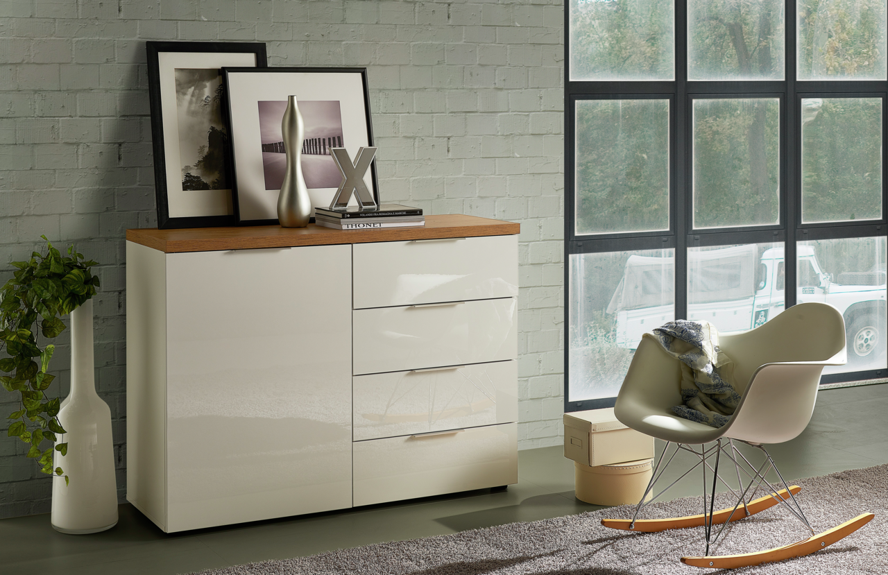 XORA Kommode IDEA Moderne Kommode mit weißer Hochglanzfront und Holzplatte, seitliche Perspektive